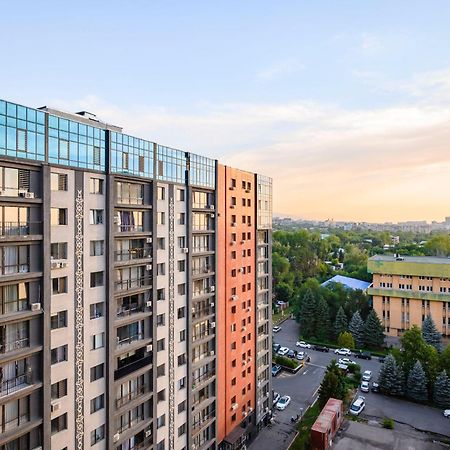 Бизнес И Отдых Almaty Exterior foto